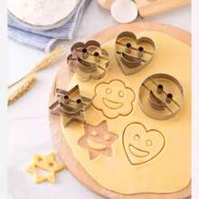 4/6/10件套不锈钢笑脸饼干模具，3D可爱蛋糕模具，不粘烘焙工具 - 銀色 - 查看 6