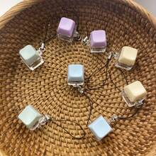 1/3/5 piezas aleatorias de botones de presión simples de un solo botón - Colores surtidos - Adecuado para oficina, hogar, viajes - Aliviar el estrés y mejorar la concentración - Regalo ideal, llavero de presión de dedos, soporte de llaves calmante, relajación de enfoque, tirador de cremallera, regalo de cumpleaños, regalo de fiesta, regalo de vacaciones - Multicolor - Ver 7