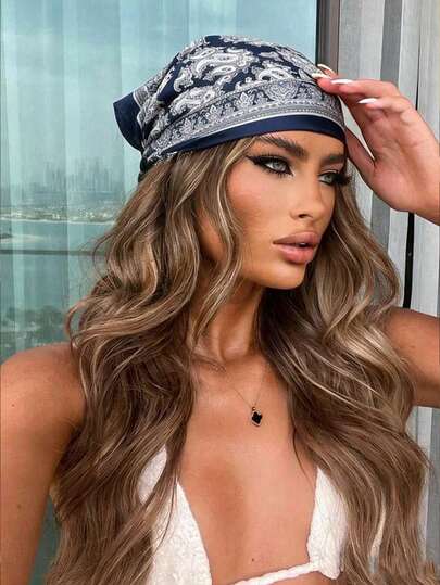 这款女士佩斯利印花四季通用头巾/发带/头巾，采用波西米亚风格设计，单件装。日常可作头巾、发带或发箍使用，轻松提升整体造型。轻盈透气，时尚百搭，是夏季海滩度假、旅行的理想之选。