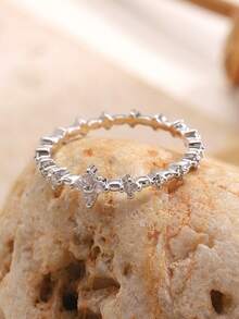 1 pieza Anillo abierto de lujo y versátil con flor de trébol de cuatro hojas incrustada en vidrio, adecuado para uso diario y de fiesta de las mujeres - Plateado - Ver 3