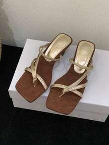 2026 Summer New Thong Two-Way Asymmetric Heel Wedge Sandals, French Elegant Flip Flops High Heel Sandals - Gold - View 3