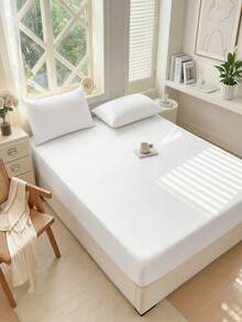 1pc Super Soft Solid Color Fitted Sheet, Bedding, Lightweight Fitted Sheet, White Mattress Cover, Deep Pocket Fitted Sheet, Soft & Breathable, Suitable For Single, Double, Queen, King Size Beds, All Seasons, Home Decor, Machine Washable - White - View 2