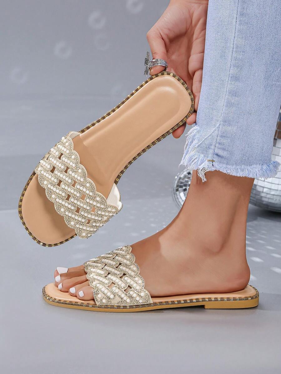 1 Pair Women's Summer Pearl & Rhinestone Flat Open Toe Fashion Sandals, Lightweight Beach Vacation Slippers, Beige - Beige - View 1