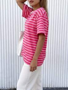 LOVE JOYY 女士圆领短袖宽松T恤，休闲舒适，粉色条纹图案，适合春夏休闲外出、街头风购物，玫瑰红上衣 - 玫紅色 - 查看 5