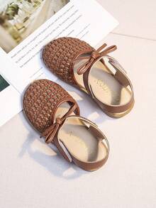 Dép xăng đan dệt cho bé gái, kiểu dáng công chúa mùa hè mới, nơ rỗng thoáng khí, đế mềm chống trơn trượt, dép trẻ em cho bé gái mẫu giáo. - màu nâu - Xem 3