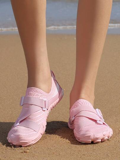  HDOXSE Outdoor Stream - Überschreitungsschuhe für Frauen (auch geeignet für Männer als unisex Watschuhe). Diese Schuhe sind rutschfest, schnelltrocknend und schnittfest, perfekt für Strandaktivitäten.