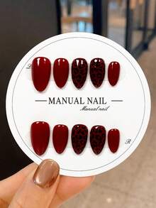 JUTI 10 buah Kuku Tempel Pendek Bentuk Almond Buatan Tangan 100%, Kuku Palsu Warna Burgundy Solid dengan Motif Leopard Hitam yang Dilukis Tangan, Ujung Kuku yang Berani & Cerah, Mudah Dilepas, Cocok untuk Berbagai Acara, Sesuai dengan Gaya Muda dan Dewasa - MultiWarna - View 1