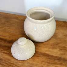 1.1 Liter Ball-Shaped Food Storage Container - Crema - Ver 6