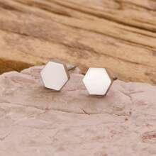 1 Pair Minimalist Fashion Hexagonal Stainless Steel Geometric Stud Earrings - GED815 - View 2