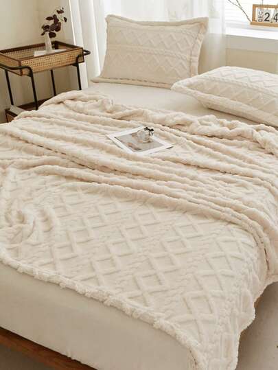 1pc Soft & Skin-Friendly Taupe Velvet Rolled Edge Blanket, Suitable For Bedroom And Guest Room