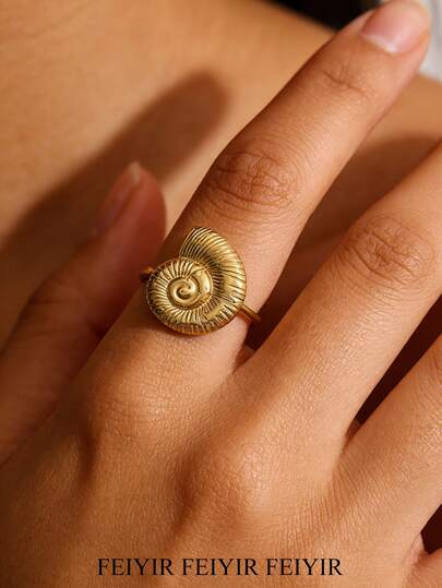 Boho Stainless Steel Big Shell Rings For Women Mom Girlfriend, 18K Gold-Plated & Silver Color Anti Fading Marine Life Finger Ring, Beach Vacation Jewelry Wedding Accessories, Anniversary & Birthday Gifts