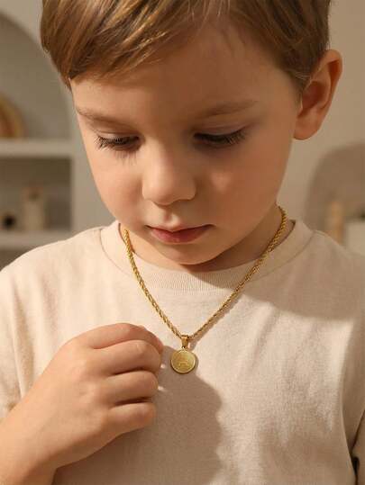 1 pieza Collar con colgante redondo de letra inicial de acero inoxidable con cadena de cuerda trenzada, adecuado para niños y niñas, moda, fiesta, vacaciones, deportes, escuela, accesorio de joyería como regalo de cumpleaños