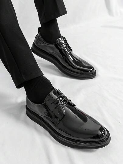 男士黑色尖头正装皮鞋，英伦风格系带商务休闲鞋，适合所有季节