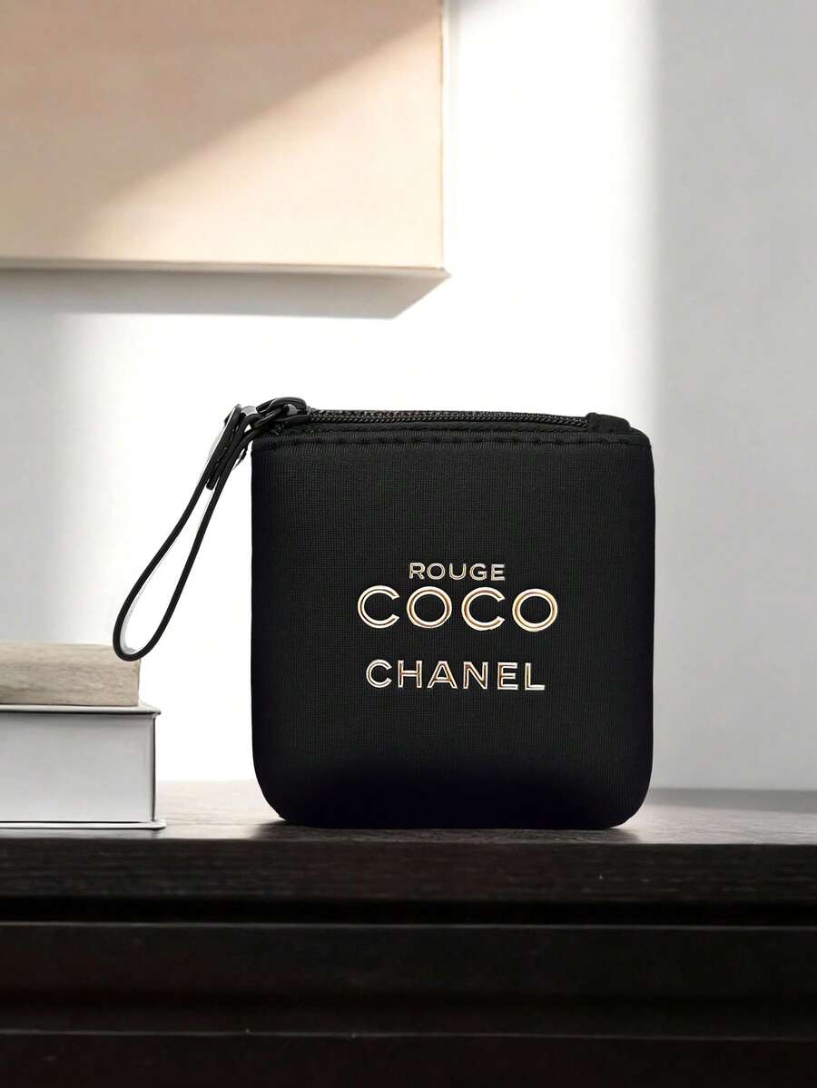 CHANEL Estuche mini de lápiz labial ROUGE COCO, bolsa de maquillaje compacta negra con logotipo dorado, correa tejida, organizador de cosméticos portátil para viajes - Negro - Ver 1