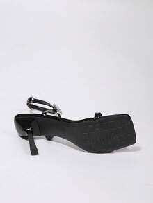 Giày sandal cao gót quai chéo tối giản, kiểu dáng thanh lịch mùa hè mới, mũi vuông, phù hợp cho đi làm, dự tiệc, đi biển. - màu đen - Xem 3