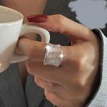 精致腰形戒指，几何宽边时尚个性嘻哈开口戒指，可调节食指戒指，新品上市 - 查看 1