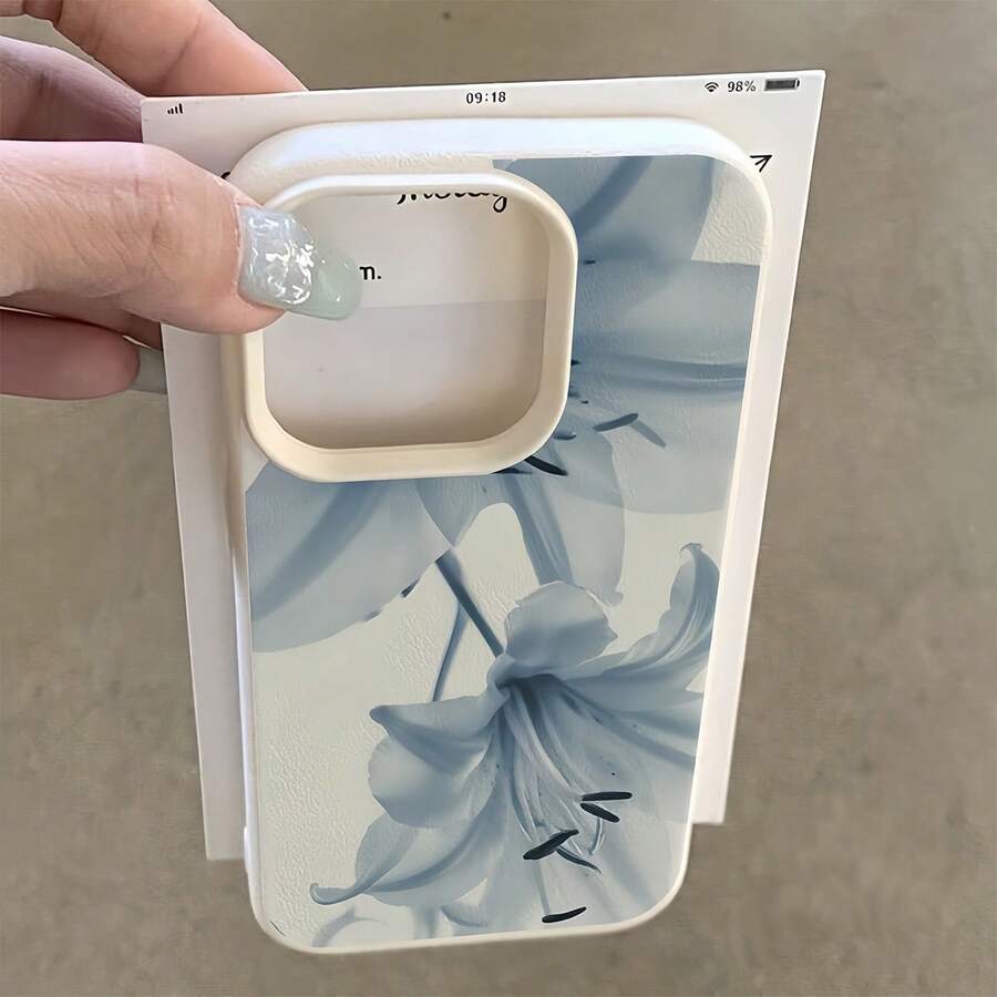 1pc White Leather Texture Lens Protection, 2 Bright Light Blue Floral Pattern Minimalist Flower Design Phone Case, Compatible With IPhone 16 Pro Max, 17/16/15/14 Plus, 13/12/11, Air, Series - Multicolor - View 1