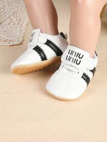 1双0-1岁男婴新生儿幼儿鞋，3-6/8-12个月婴儿软底防滑休闲鞋 - 黑與白 - 查看 2