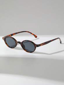 1 Pair Women's Round Small Frame PC Material Rivet Contrast Color Retro Personalized Sculpting Fashion Fashion Glasses, Suitable For Runway Shows And Gatherings - Multicolor - View 11