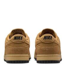 Men's Nike Dunk Low Retro SE Wheat/Wheat-Black-Black (IB6651 700) - 米色 - 查看 5