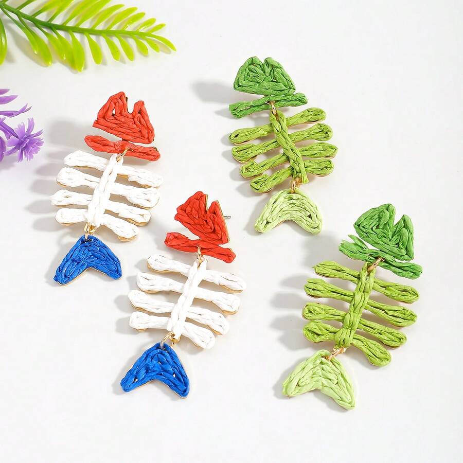 波西米亚风拉菲草鱼骨吊坠耳环，绿色手工编织鱼骨架耳环，女士夏季海滩饰品 - 彩色 - 查看 1