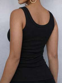 Women's Ribbed Tank Top With Square Neckline, U-Shaped Wide Straps, Premium Comfortable Ribbed Knit - màu đen - Xem 5