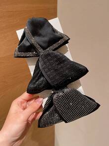 1/2pcs Women's Fashionable Full Rhinestone Triangle Hair Clips, New Hair Claw For Bun Hairstyle, Stylish Convenient Clips For Party, Beach, Dress, Daily Wear, Suitable As Valentine's Day Gift, Accessory! Summer Hair Accessories Beach Claw Clips Vacay,Holiday,Travel,Festival,Birthday - Black - View 3