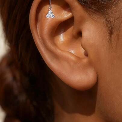 1 đôi bông tai bạc S925 kiểu dáng cổ điển 4 chấu đính đá Moissanite, trang sức tối giản, đa năng, phù hợp cho nữ, thích hợp đeo hàng ngày, dự tiệc, đám cưới, làm quà tặng.