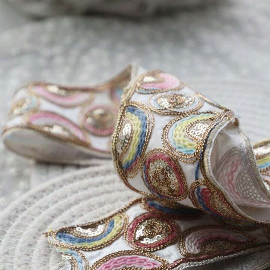 100厘米女士装饰蕾丝，可用于DIY头饰、服装领口、窗帘装饰、缝纫配件 - 彩色 - 查看 1