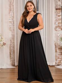 Vestido de Dama de Honra Elegante de Chiffon com Franzido no Busto, Zíper e Decote em V para Mulheres Plus Size, Vestido Longo de Chiffon Fluido para Festa de Formatura, Casamento, Mãe da Noiva, Igreja, Festa Formal e Coquetel, Primavera, Verão e Outono - Preto - Visão 4