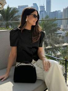 Áo kiểu nữ màu nâu cổ tròn, tay phồng, cài cúc phía trước, áo blazer tay ngắn thời trang, màu đen mùa hè. - màu đen - Xem 2