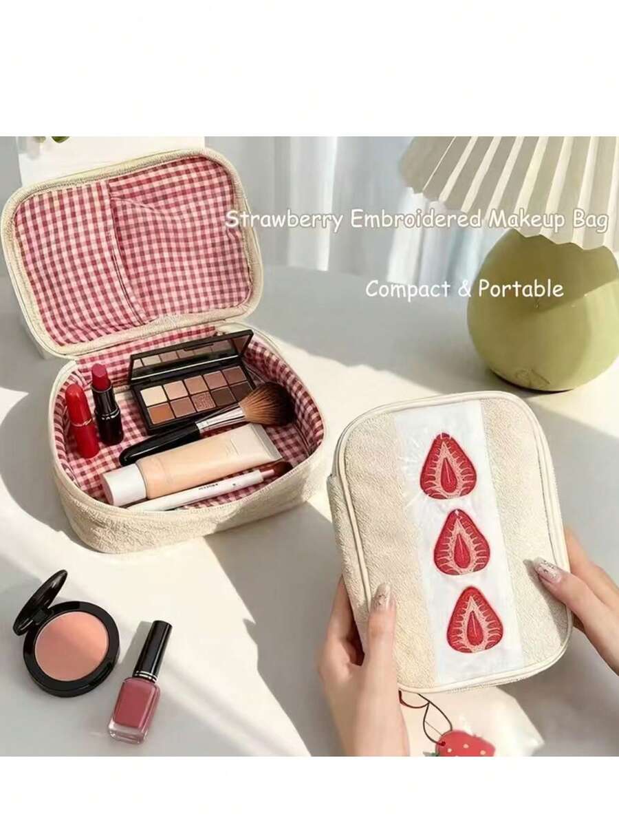1 pieza Bolsa de cosméticos con forro de malla bordada con diseño de fresa - Bolsa de maquillaje portátil de uso diario, bolsa bordada coreana linda, esencial para viajes, útiles escolares, estuche de lápices - A - Ver 1