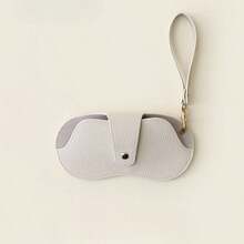 1pc Shock-Proof Glasses Bag, Eyeglasses Storage Pouch, Fashion Glasses Carrying Case, Hanging Fashion Glasses Portable Storage Box, Eyeglasses Clip Portable Fashion Glasses/Myopia Glasses Storage Bag, Hanging Anti-Lost Protective Case - Multicolor - View 9