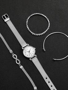 一套奢华闪耀女士石英腕表及手链套装,包含一枚纤薄石英腕表(白色圆形表盘)和一条镶嵌钻石心形及无限符号的银色网状手链。银色网状表带尽显优雅精致。作为一套实用腕表及珠宝套装,适合新年、日常通勤等多种场合佩戴。 - 銀色 - 查看 7