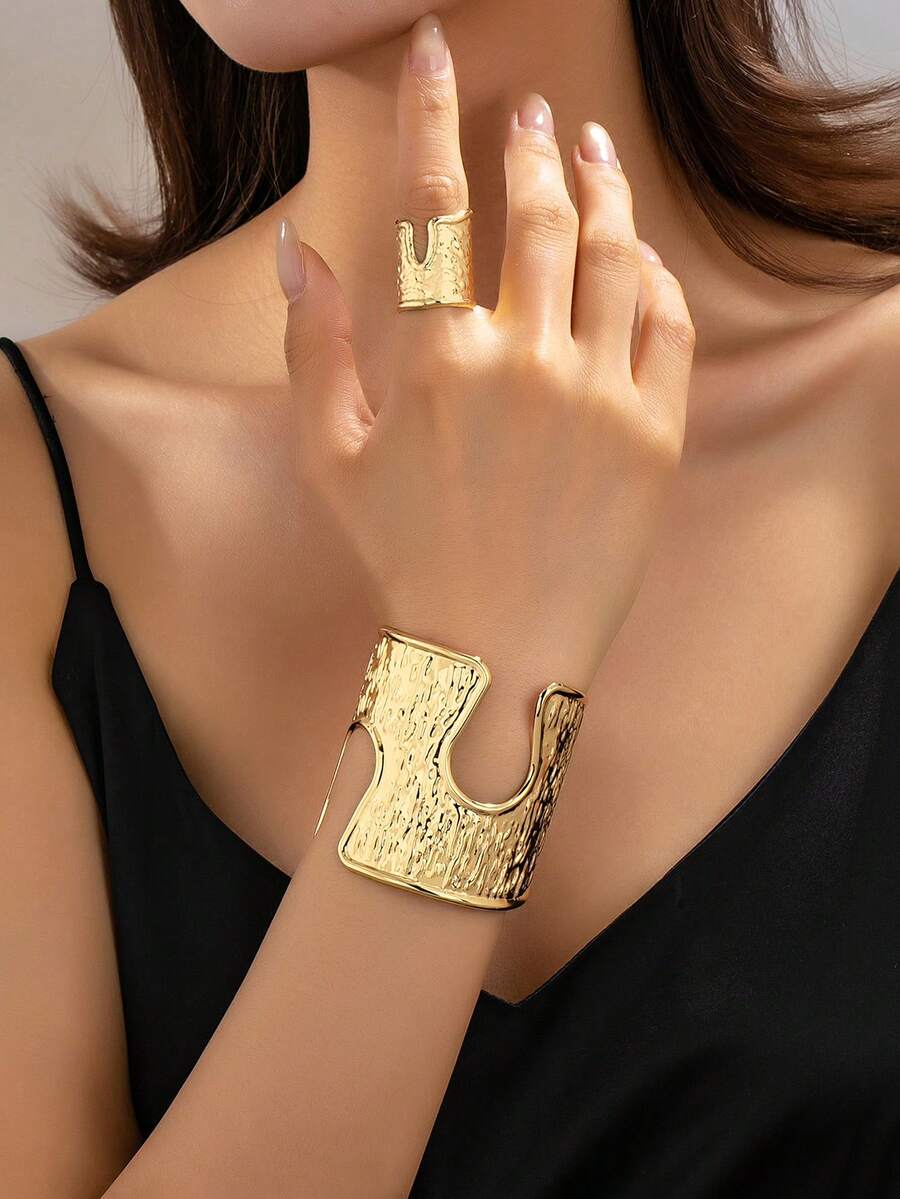 2pcs Fashionable Gold-Plated Geometric Textured Design Adjustable Bracelet And Ring Jewelry Set, Exaggerated Metallic Feel, Elegant Style - Yellow Gold - View 1