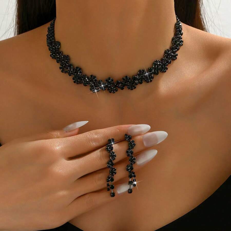1 Set Women's Jewelry Set Necklace Earrings 3-Piece, Gun Black Rhinestone Material Geometric Pattern Design, Suitable For Wedding, Party, Gala, Valentine's Day Gift, Daily Wear - Black - View 1