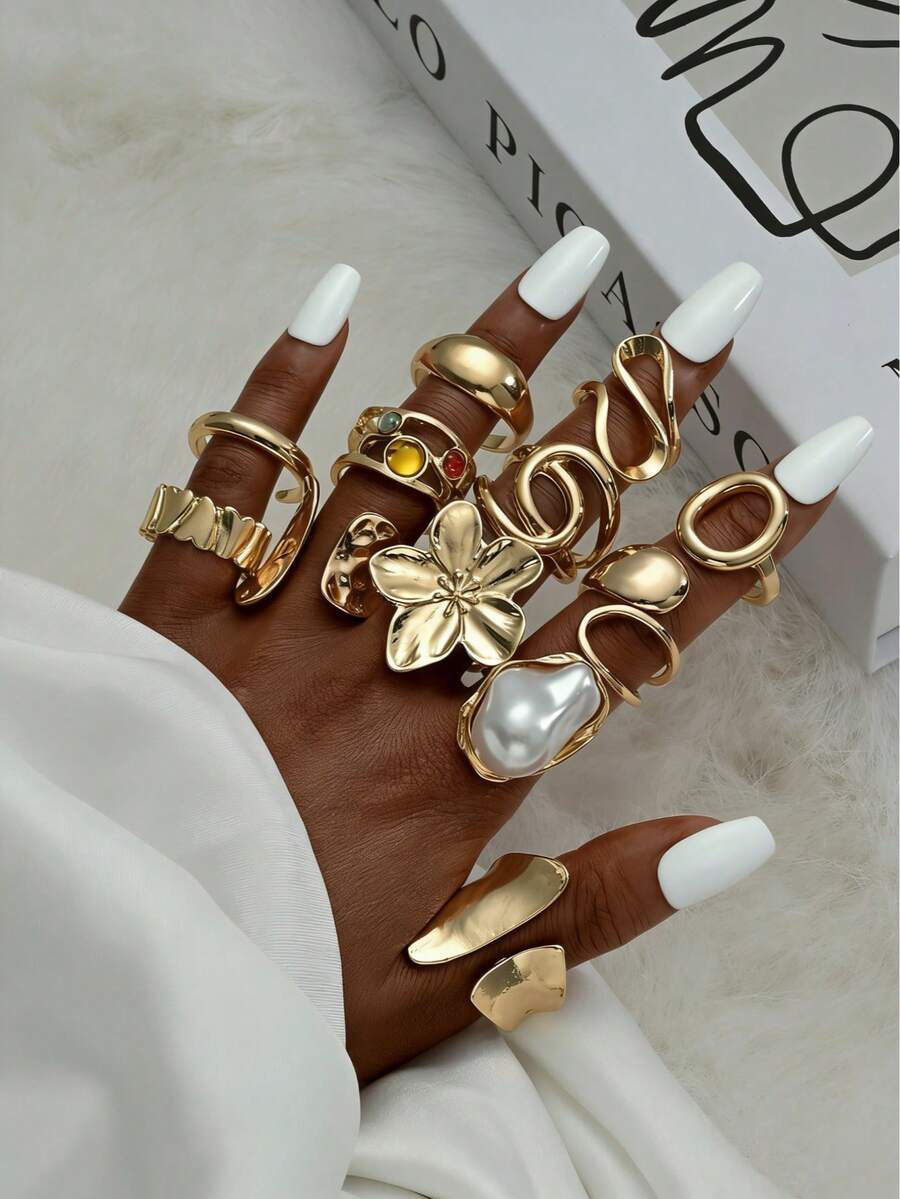 Set de 12 anillos de mujer con diseños retro elegantes, incrustados con elementos metálicos, perlas falsas, gemas falsas, flores, líneas geométricas y texturas de pliegues. Anillos minimalistas y exagerados de alta gama, apilables, adecuados para vacaciones, fiestas, citas, regalos y uso diario. - Amarillo Oro - Ver 1