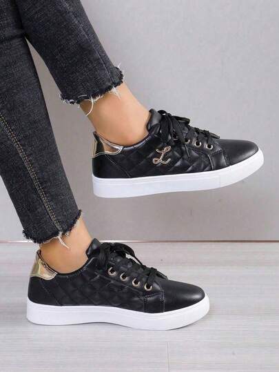 Zapatillas Casuales de Malla para Mujer Nuevas Clásicas con Cordones Punta Redonda Suela Gruesa Transpirables Cómodas Ligeras Ideal para Estudiantes Brillantes para Calles y Fiestas