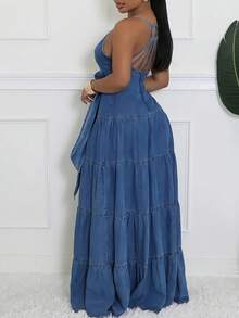 Women's Sexy V-Neck Halter Denim Dress | Backless Adjustable Strap, Tiered & Split Design, Flowy Silhouette, Ideal For Dates & Casual Outings - 藍色 - 查看 4