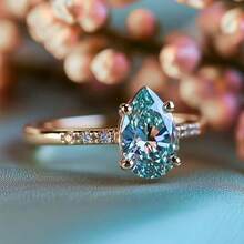 1枚奢华闪耀女士订婚戒指，高品质精致迷人戒指，镶嵌金色水滴形合成立方氧化锆，订婚/结婚戒指，适合婚礼和派对，完美的情人节礼物 - 金色 - 查看 1