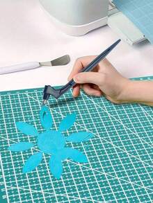 Cuchillo artesanal de acero inoxidable giratorio 360 grados con regla, adecuado para plantillas, vinilo y corte de manualidades de scrapbooking, esencial para volver a la escuela - A - Ver 4