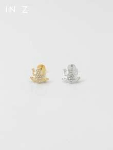 IN Z 1件装 16G 迷你可爱金蟾蜍镶嵌平底唇钉 | 精致蟾蜍耳钉 | 可叠戴耳钉 | 耳骨耳钉 | 925纯银饰品 | 金蟾蜍寓意招财纳福 | 适合女性日常佩戴 | 单件出售（非一对） - 滿鑽蟾蜍耳釘 - 查看 4