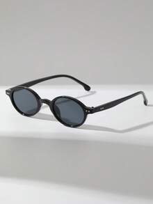 1 Pair Women's Round Small Frame PC Material Rivet Contrast Color Retro Personalized Sculpting Fashion Fashion Glasses, Suitable For Runway Shows And Gatherings - Multicolor - View 13