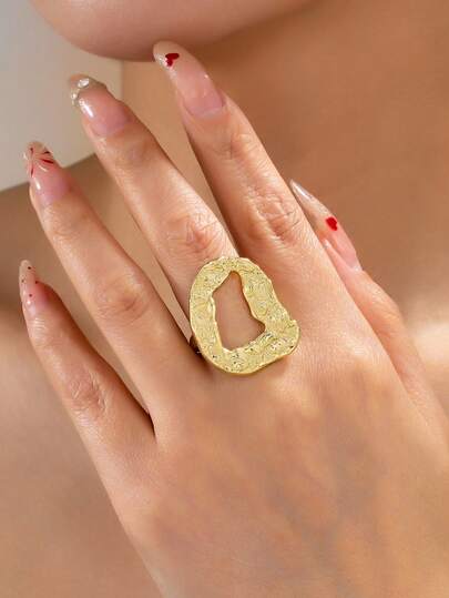 1枚欧美时尚镂空不对称造型经典压纹纹理优雅个性简约日常通勤精致戒指