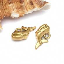 2 piezas Colgantes de metal de animales marinos de acero inoxidable dorado, con diseños de estrella de mar y delfín, para hacer joyería de verano y playa - Dorado - Ver 16