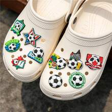 9/10/25 Stücke bunter Fußball-Schuh-Charm-Set zur Fußball-Weltmeisterschaft, PVC Schuh-Dekorationen für Strandtasche, Schuh-Accessoires Charms, Geschenkidee für Geburtstag, Weihnachten, Valentinstag, Halloween Party Gastgeschenke - Verschiedenfarbig - Übersicht 4