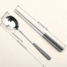 EKOSECRET Questo set portatile di posate in acciaio inossidabile, comprendente un cucchiaio e bacchette, è riutilizzabile e perfetto per picnic e campeggi all'aperto. Questo set di posate minimalista in stile cinese è un regalo ideale per studenti, amici o per l'uso domestico. - Argento - Visualizzare 12