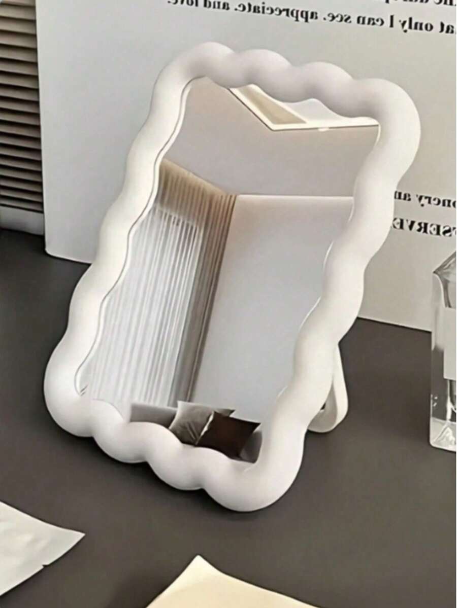 1 pieza Espejo de maquillaje lindo, diseño ondulado de crema para colocar sobre la mesa o montar en la pared, adecuado para dormitorio de estudiante, decoración de oficina pequeña, espejo de mano portátil, accesorio de tocador para el dormitorio, espejo compacto lindo, regalo ideal para adolescentes, amigas en cumpleaños, San Valentín, Navidad, vuelta al colegio - Multicolor - Ver 1