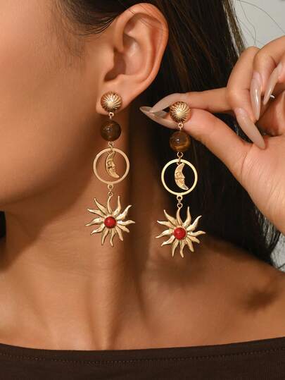 一对欧式中东波西米亚风时尚金色耳钉棕色珠子日月流苏耳环，流苏设计展现独特女性魅力，适合派对、婚礼、节日及其他特殊场合，也可作为节日礼物赠送。