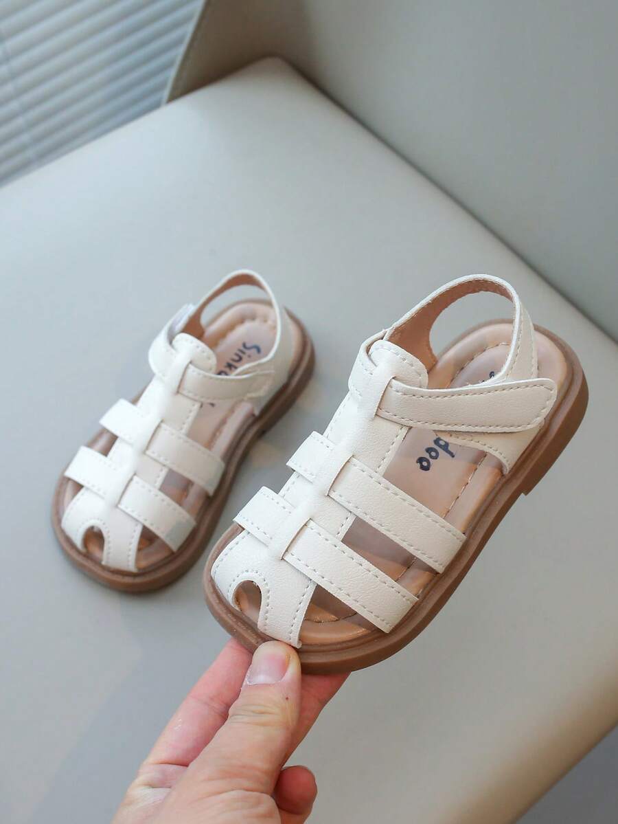 New Girls Baby Closed-Toe Sandals, Minimalist Hollow Design, Soft Sole Anti-Slip, Lightweight Comfortable Summer Beach Shoes - Beige - View 1